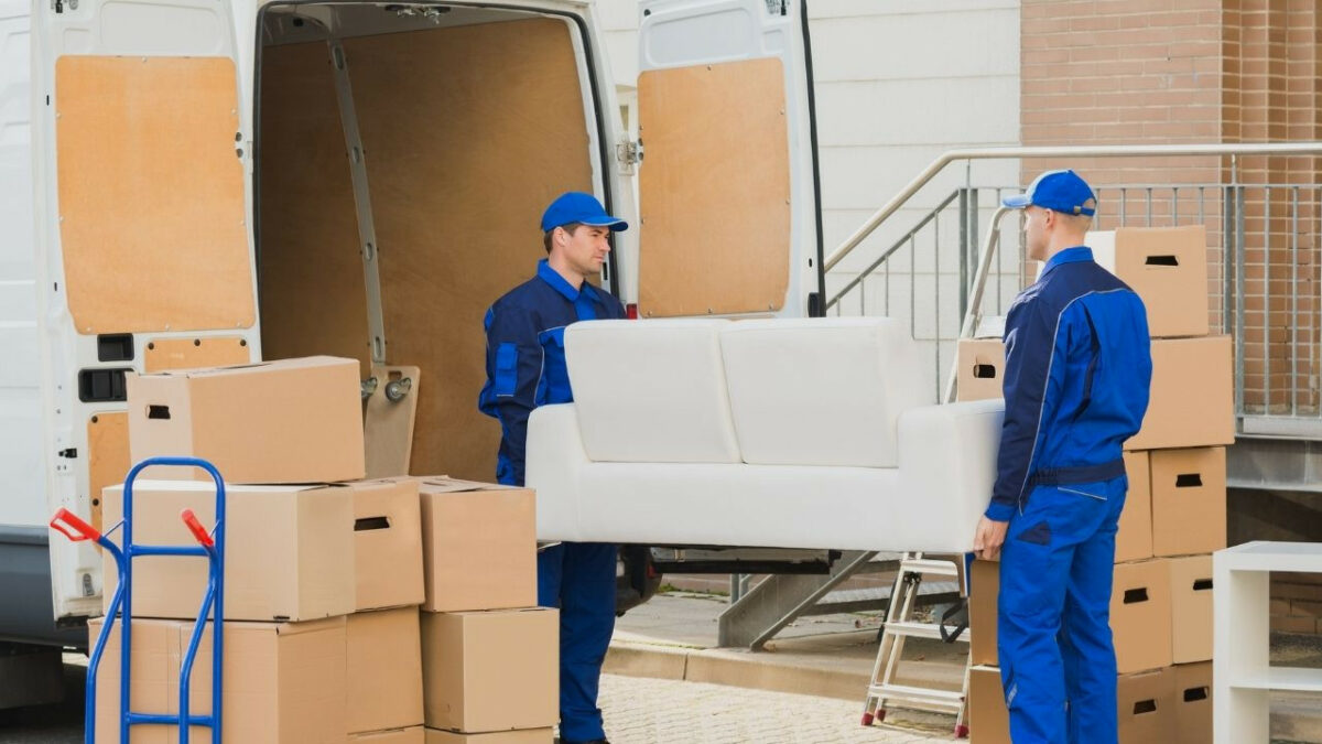Déménagement et stockage : Où sont stockés les meubles lors du déménagement ?