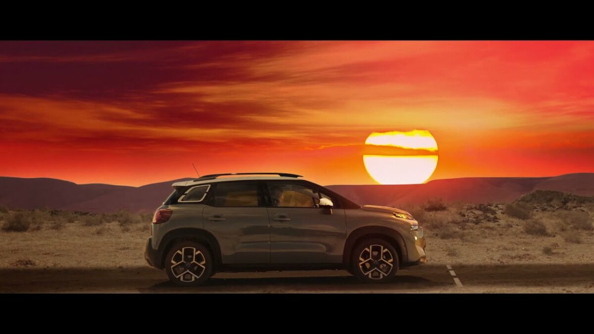 Laissez entrer le soleil : la musique de la publicité Citroën C3 Aircross 2021