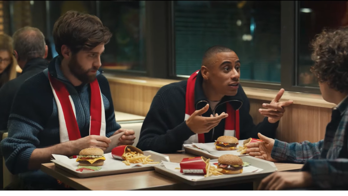 Musique dans l’annonce McDonald’s 2022 : série « Royal »