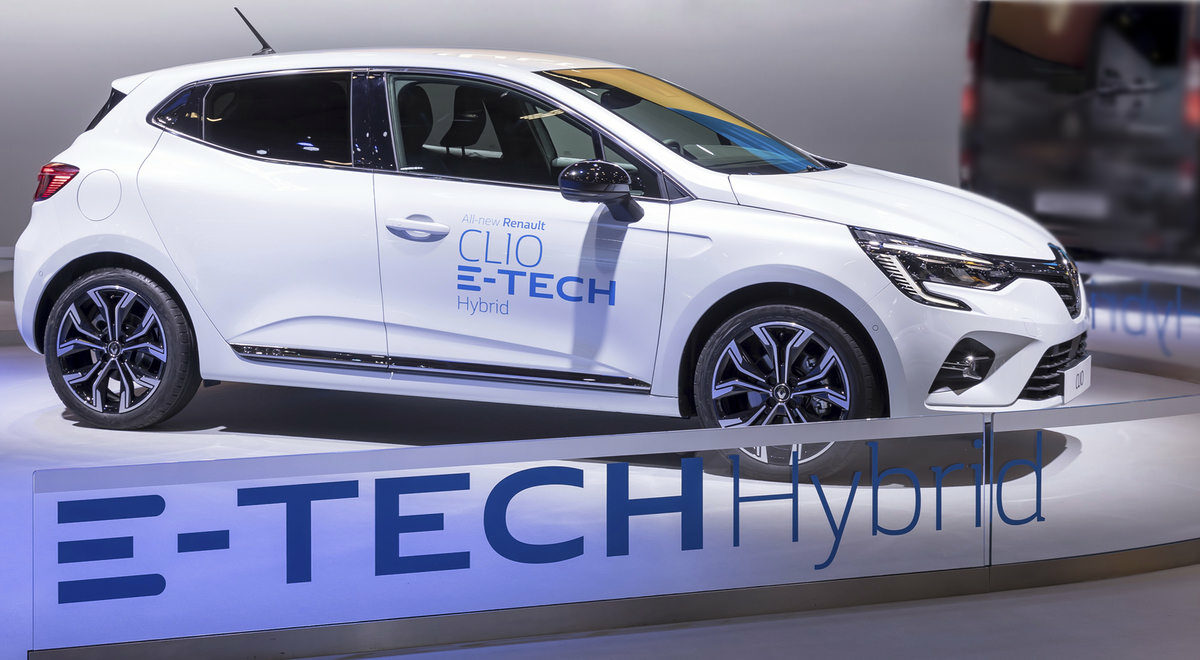 Musique dans l’annonce Renault ‘Always Clio, now Hybrid’