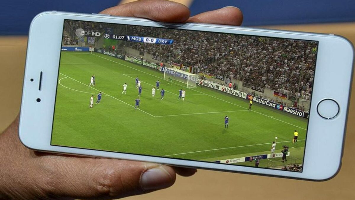 Streaming foot : Comment regarder des matchs en direct gratuitement sur le web ou sur smartphone ?