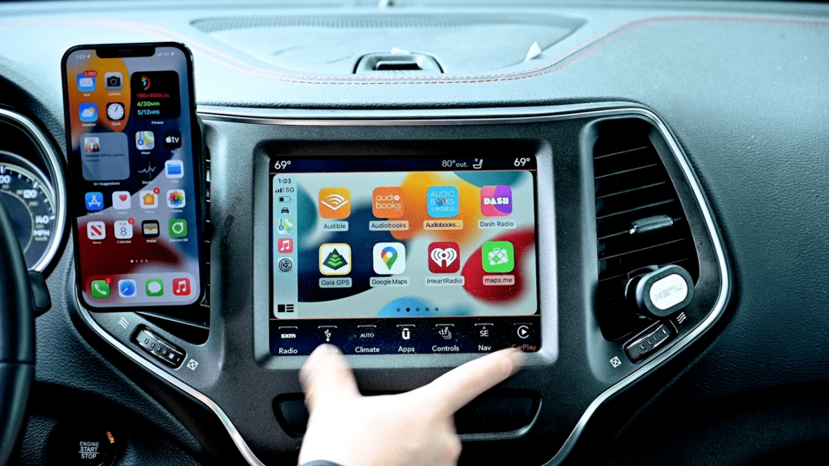Tesla : la solution pour profiter d’Apple CarPlay dans votre voiture