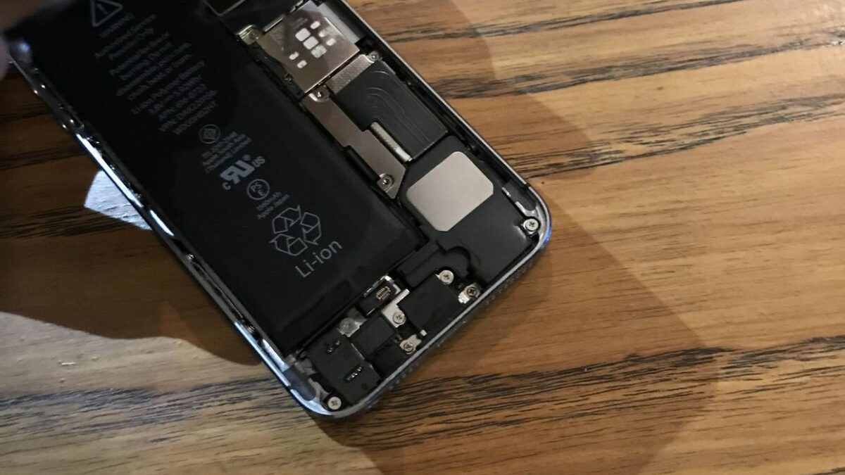 Est-il possible de changer la batterie d’un iPhone 7 ?