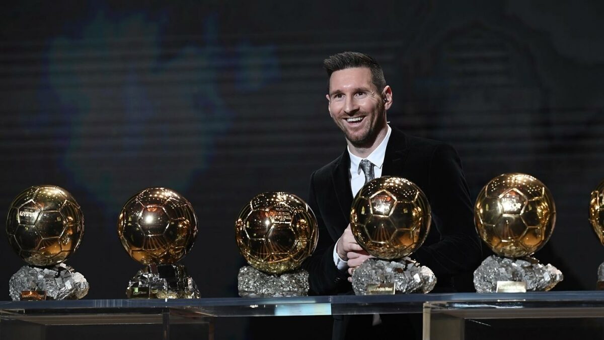 Quel âge premier Ballon d’Or Messi ?