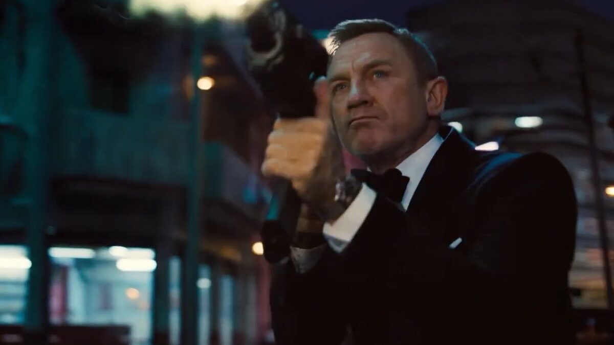 Qui habille James Bond dans Mourir peut attendre ?